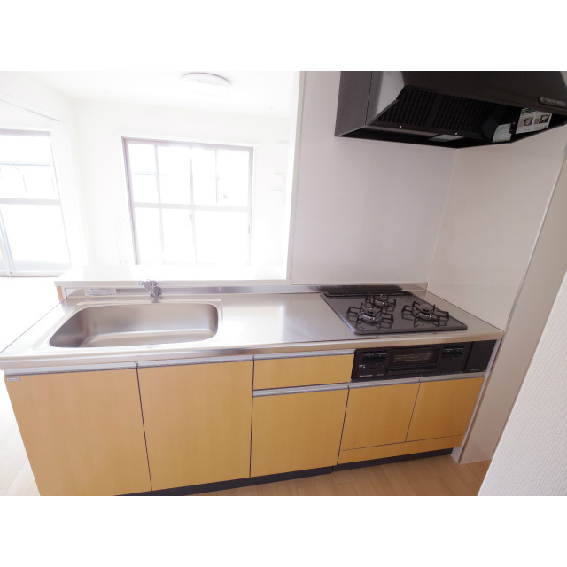 キッチン　反転タイプの写真になります