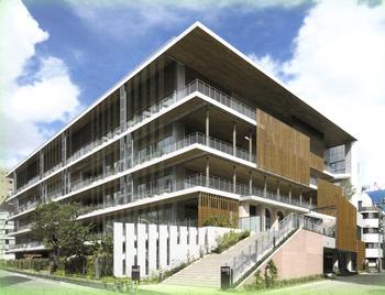 小学校　中央区立中央小学校（小学校）まで152m