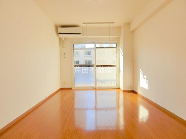 バルコニー　写真は別のお部屋のイメージです。現状優先。