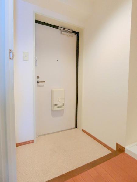 玄関　写真は別のお部屋のイメージです。現状優先。
