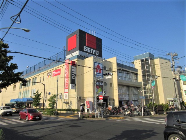 スーパー　西友（スーパー）まで908m