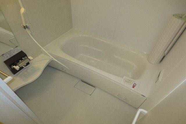 バス・シャワールーム　ゆっくり入れる１坪バスルーム