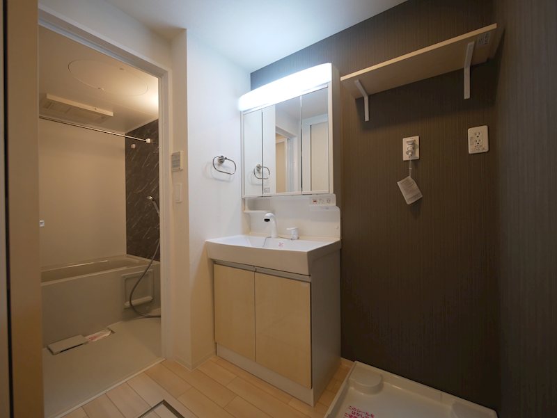 洗面設備　シャンプードレッサー