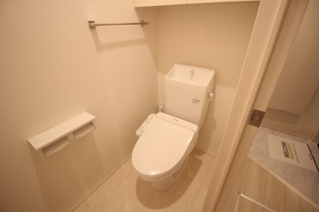 トイレ　※写真は他号室です