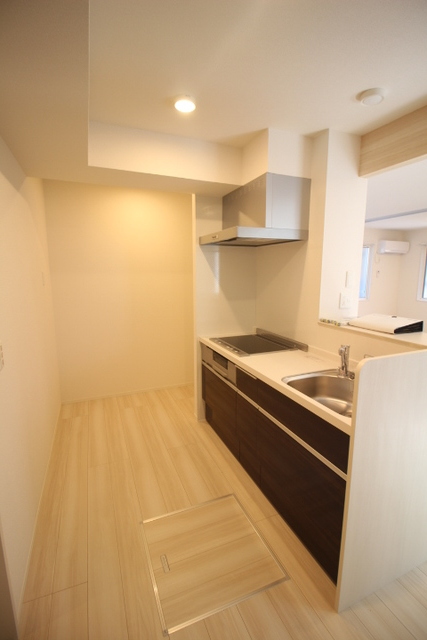 キッチン　※写真は他号室です
