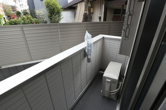 バルコニー　※写真は他号室です