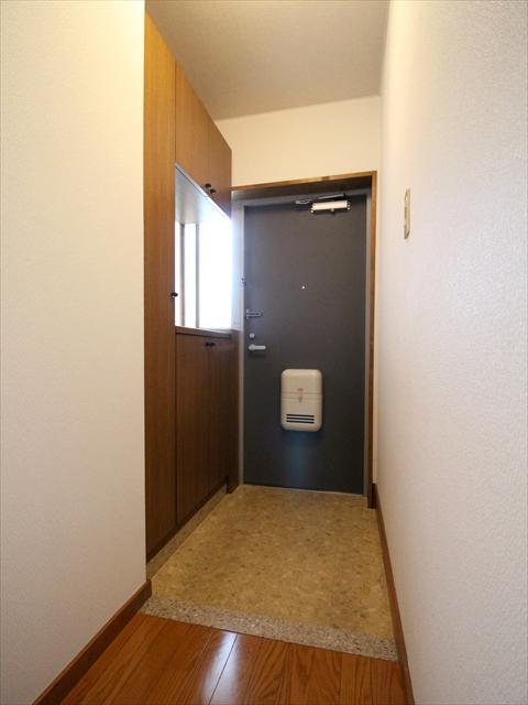 その他　松山市味酒町　味酒直貴ビル　玄関