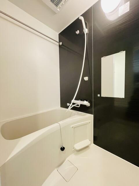 バス・シャワールーム　?