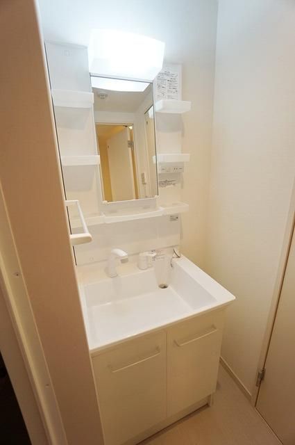 洗面設備　同施工会社同仕様