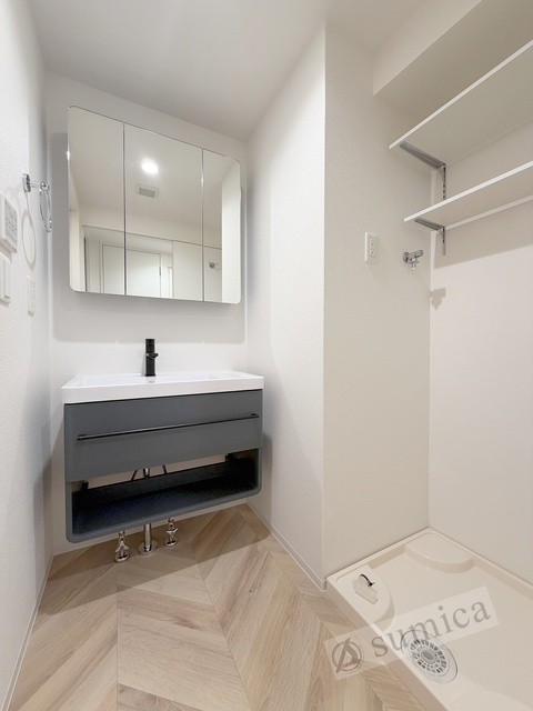 洗面設備　洗面脱衣所付き！独立洗面台が便利です♪♪