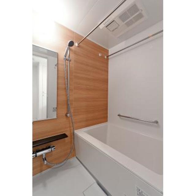 バス・シャワールーム　※写真は同タイプ住戸です。