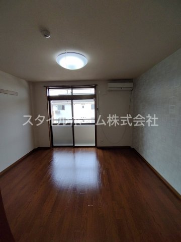 居室・リビング　ゆったりとした居間です