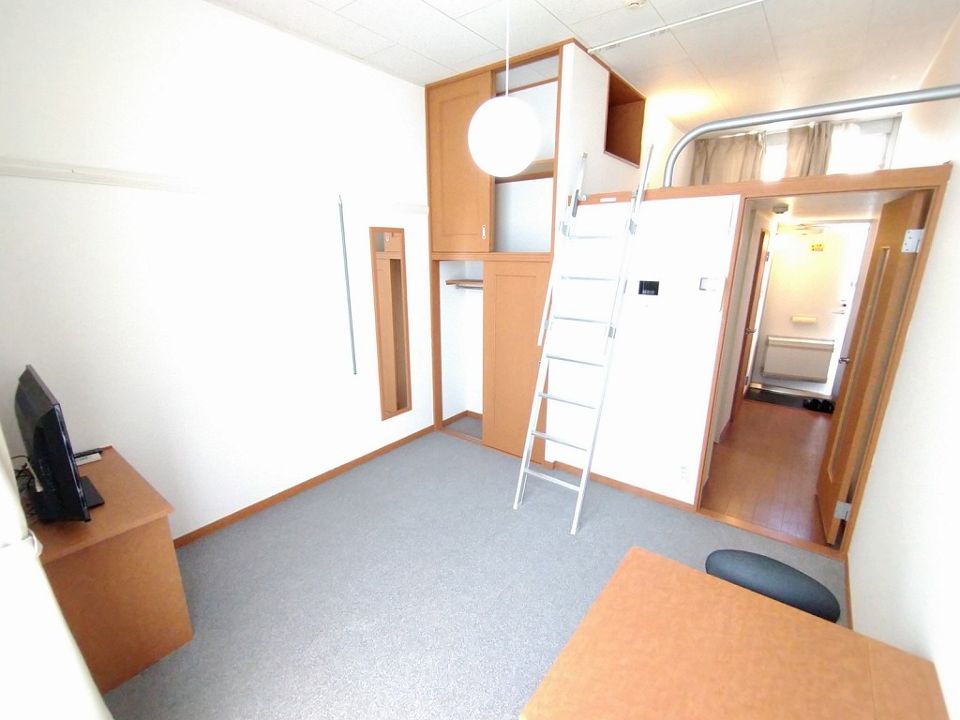 居室・リビング　1階はフローリング仕様