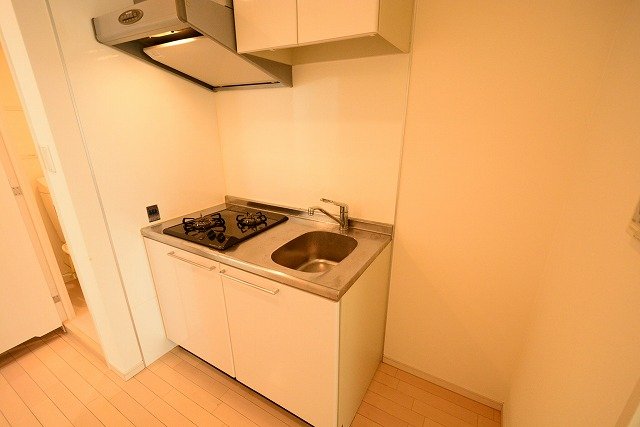 キッチン　2口ガスコンロ付で機能的なキッチンです！