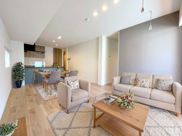 居室・リビング　家具配置のイメージ画像です※実際には家具は付きません