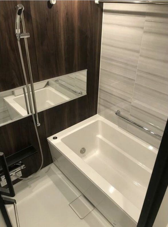 バス・シャワールーム　バス