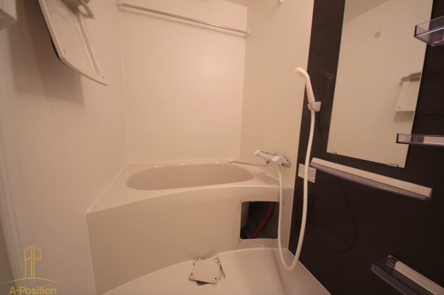 バス・シャワールーム　セレニテ本町ルフレ