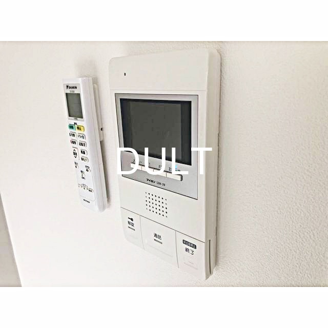 セキュリティ　モニター付きインターホンです。