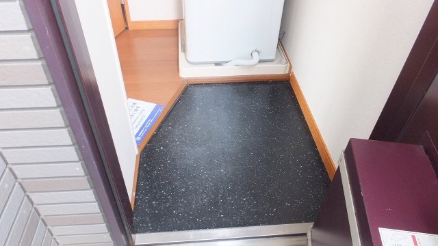 玄関　収納もある玄関です