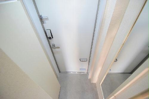 玄関　現況を優先