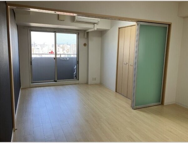 居室・リビング　※写真は同じマンションの違う部屋のものになります。