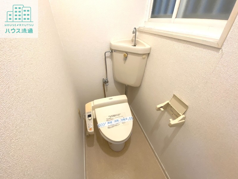 トイレ　※別号室の写真です。実際の号室とは異なります。