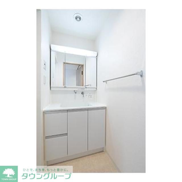 洗面設備　※写真は同タイプ住戸です。