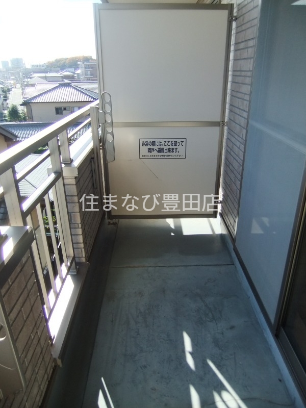 バルコニー　同型別部屋写真