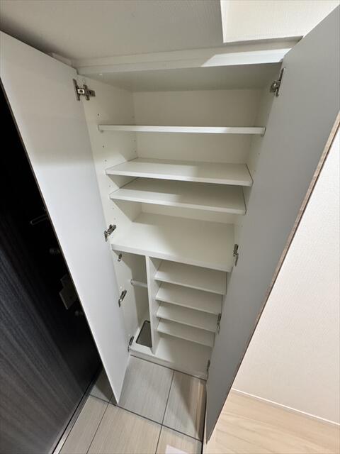 収納　?