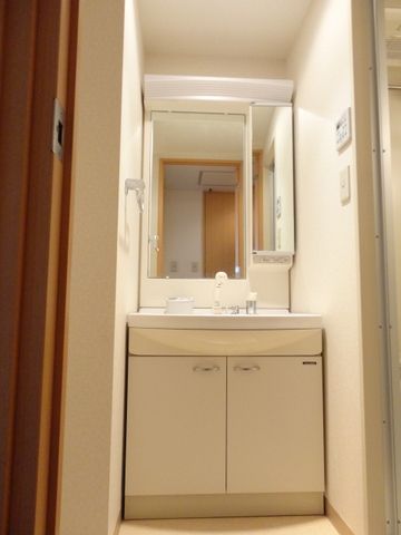 洗面設備　★便利な洗面台★