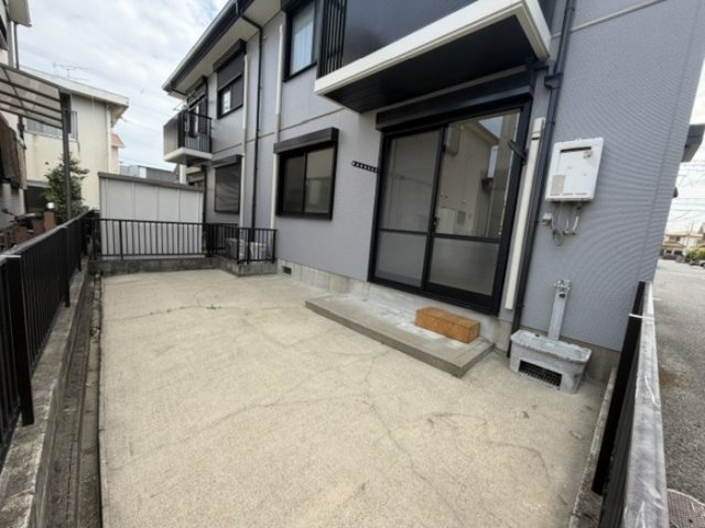 バルコニー　専用庭