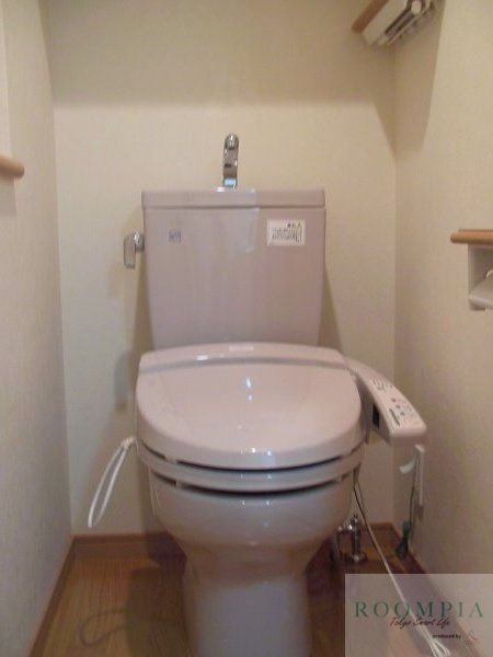トイレ　※同タイプの別のお部屋です