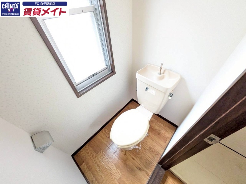 トイレ　同物件別室写真