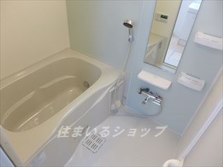 バス・シャワールーム　追い焚き・浴室暖房乾燥機あり