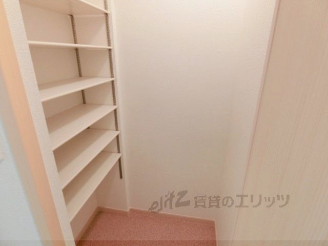 収納　収納
