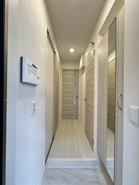 玄関　同施工会社参考写真です