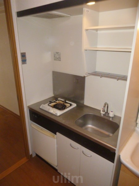キッチン　※同タイプの他のお部屋です