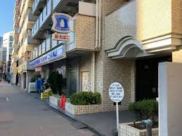 コンビニ　ローソン麻布十番店（コンビニ）まで137m