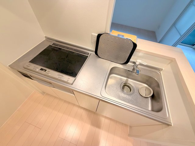 キッチン　ＩＨコンロなのでお掃除らくらく
