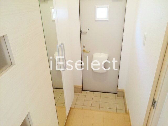 玄関　たっぷりシューズボックス