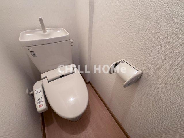 ＪＲ上越線 群馬総社駅 徒歩52分 3階建 築40年のトイレ写真