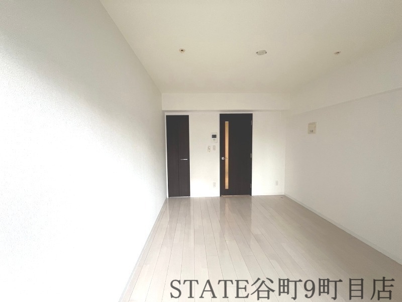 ミラージュパレス本町東レジデンスの居間写真
