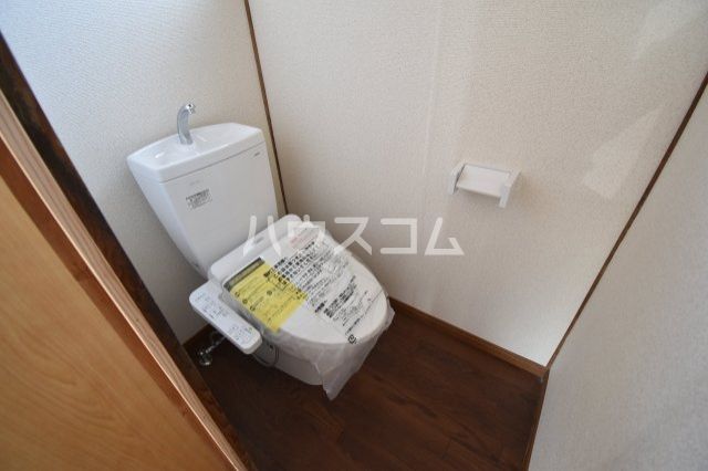 小倉様方貸家のトイレ写真
