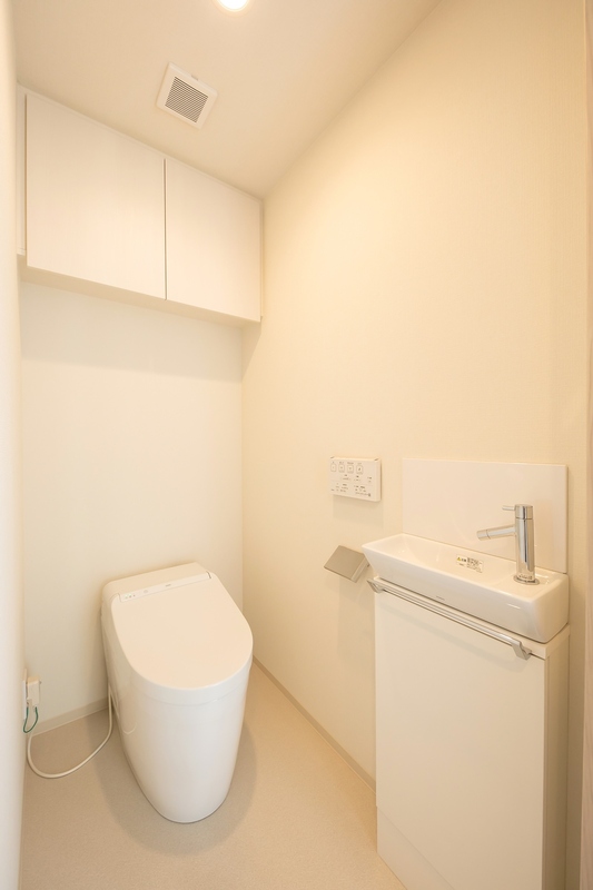 トイレ　※別部屋の参考写真です。