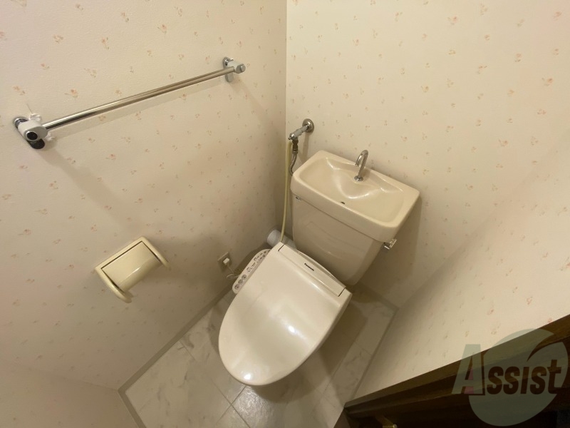 トイレ　トイレです。ウォシュレット付を探している方、おすすめです！