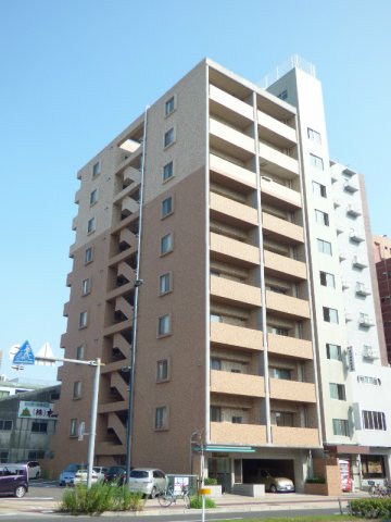 LEGEND　YOKOGAWAの建物外観