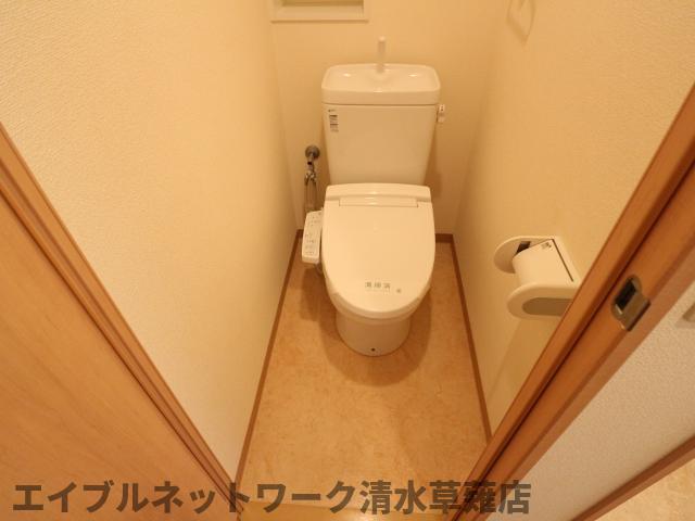 トイレ　コンパクトで使いやすいトイレです