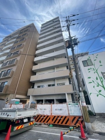 堺市堺区南安井町のマンションの建物外観