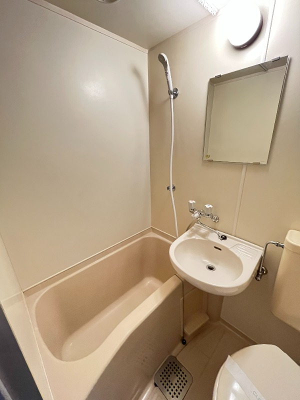 バス・シャワールーム　※別部屋参照