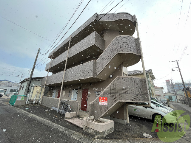 仙台市若林区六丁の目中町のマンションの建物外観